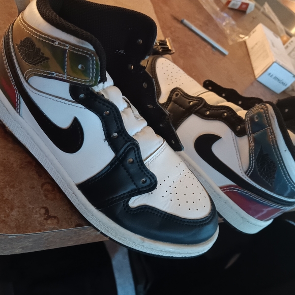 Jordan 1 kids 12.5 - Picture 1 of 7
